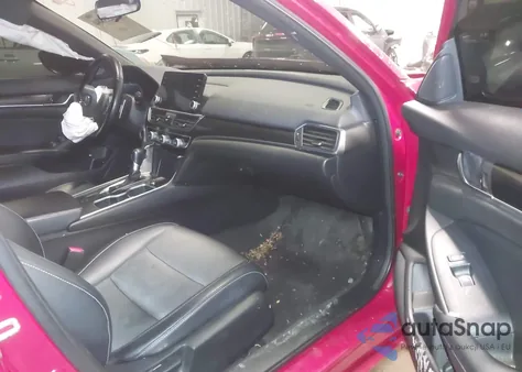 2018 Honda Accord Sport z USA, uszkodzony, nr VIN 1HGCV1F30JA082900